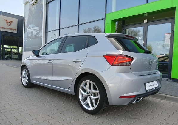 Seat Ibiza cena 69900 przebieg: 39318, rok produkcji 2021 z Opatów małe 596